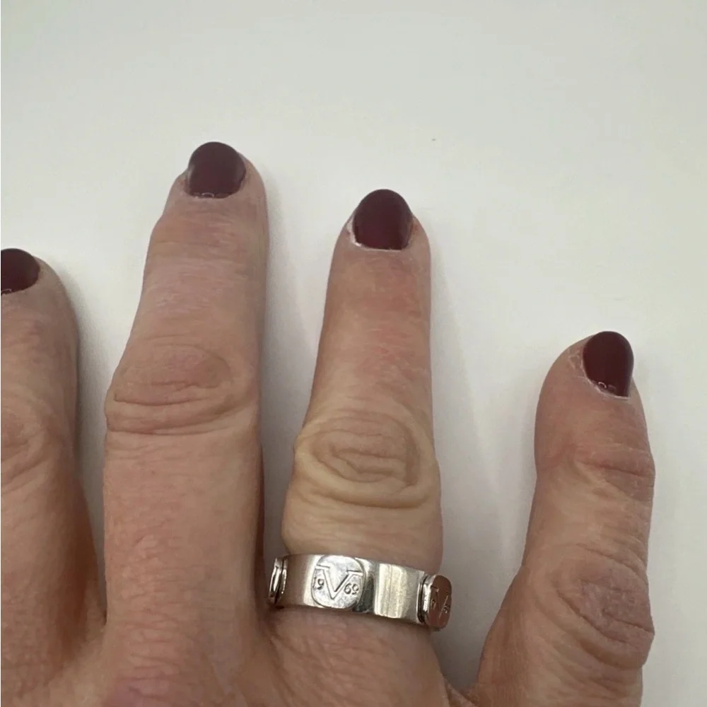 Sterling Silver 925 Ring V Logo 1969 Size 8 Garavani Delmar Wide Band Chunky